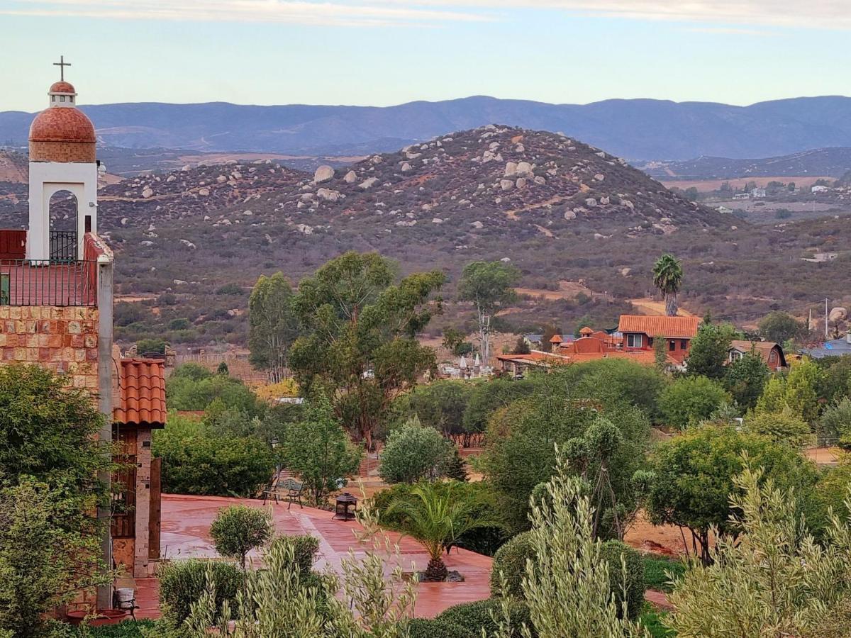 Vina Calabria Bed & Breakfast Valle de Guadalupe Exterior photo