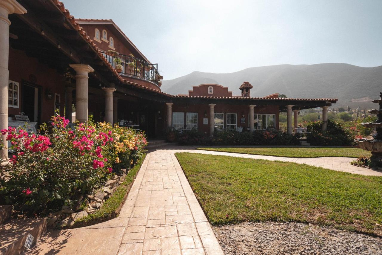 Vina Calabria Bed & Breakfast Valle de Guadalupe Exterior photo